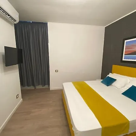 Donna Cunce * Nápoles