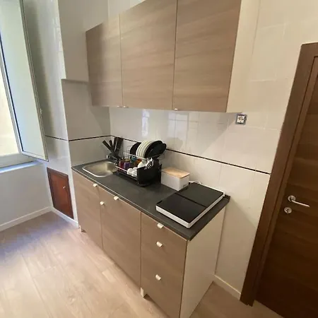 Donna Cunce Nápoles